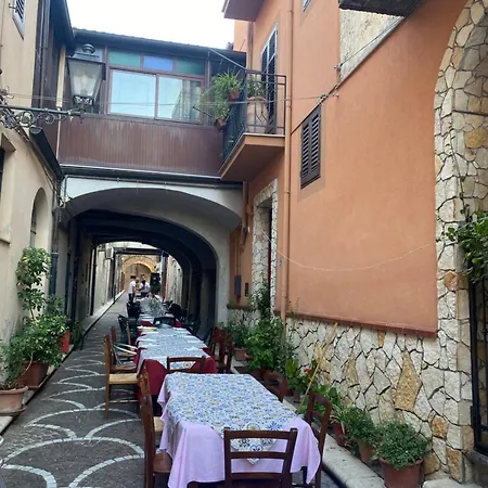 Sutta L'archi 3*