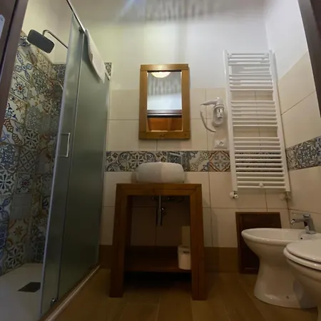 Sutta L'archi Hotel